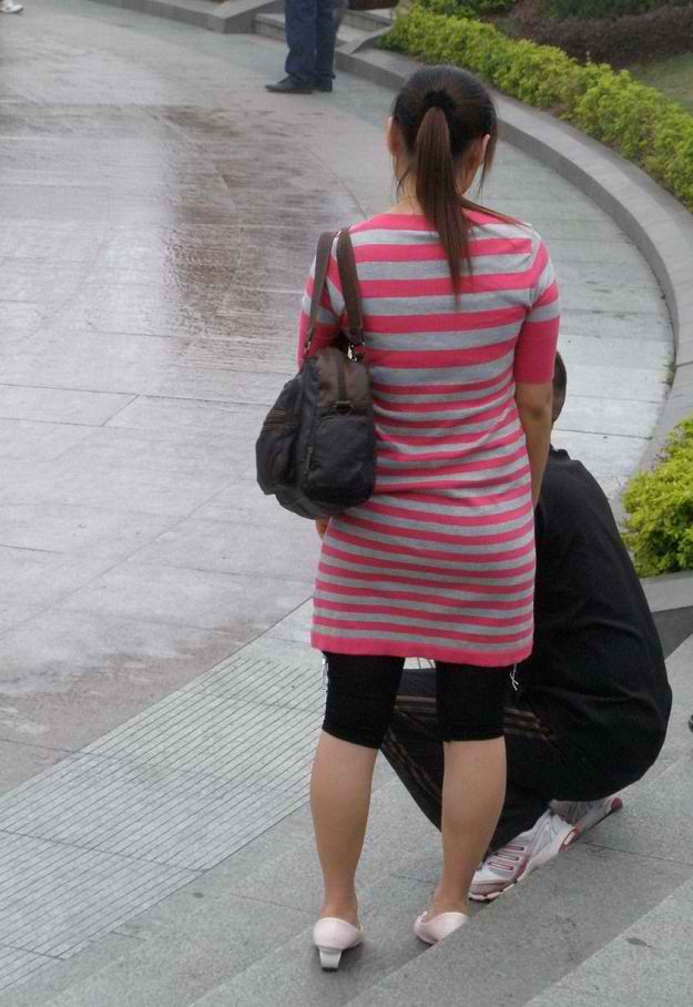 调教美女犬